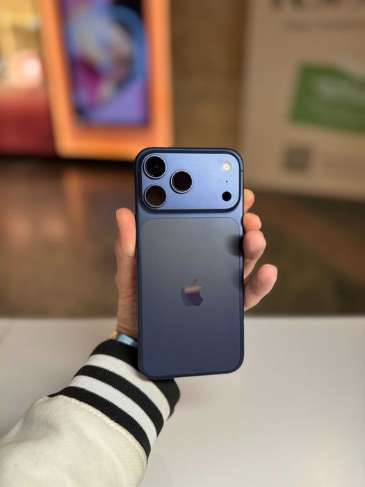 JEDNA SZTUKA!!!/Iphone 17 Pro Max 256GB e-sim/100% baterii/Gwar 24 msc/ZŁOTE TARASY