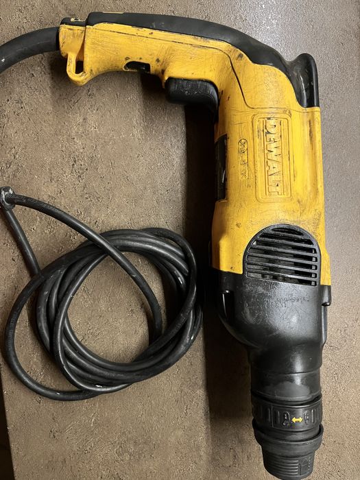 Dewalt 25104 перфоратор