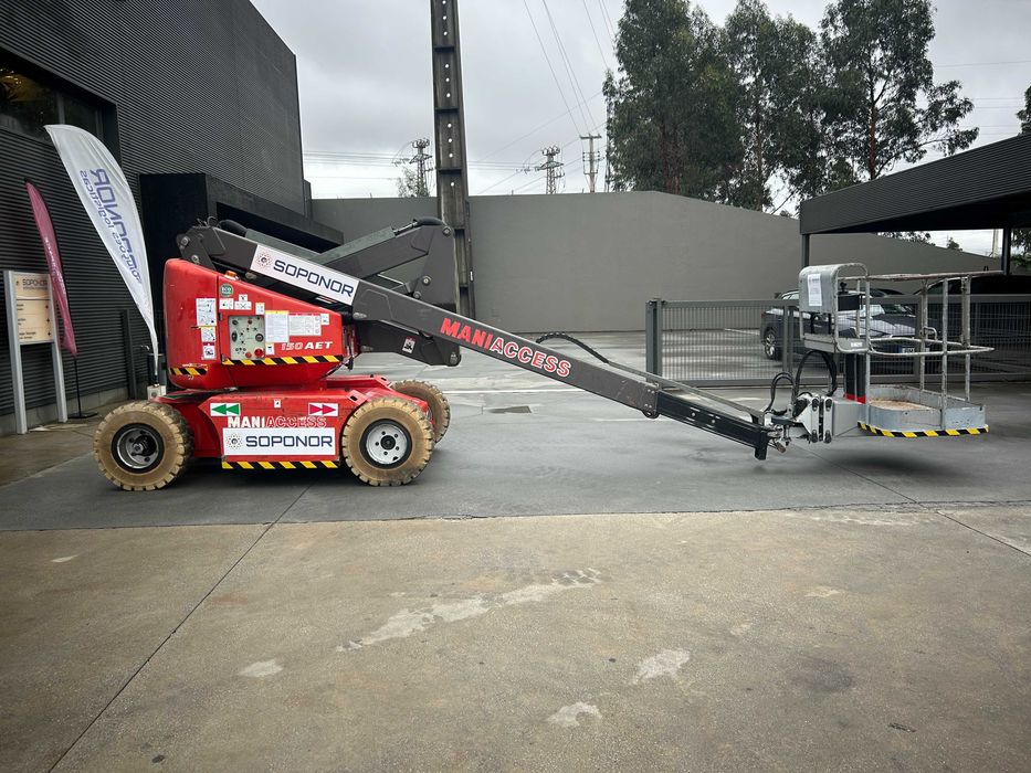 Plataforma Articulada Elétrica Manitou 150AET2