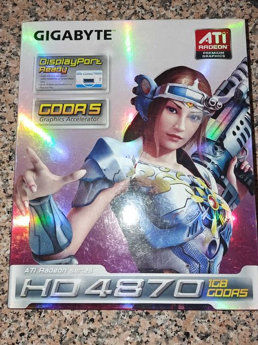 Placa gráfica Saphire R9 270 e Gigabyte HD 4870