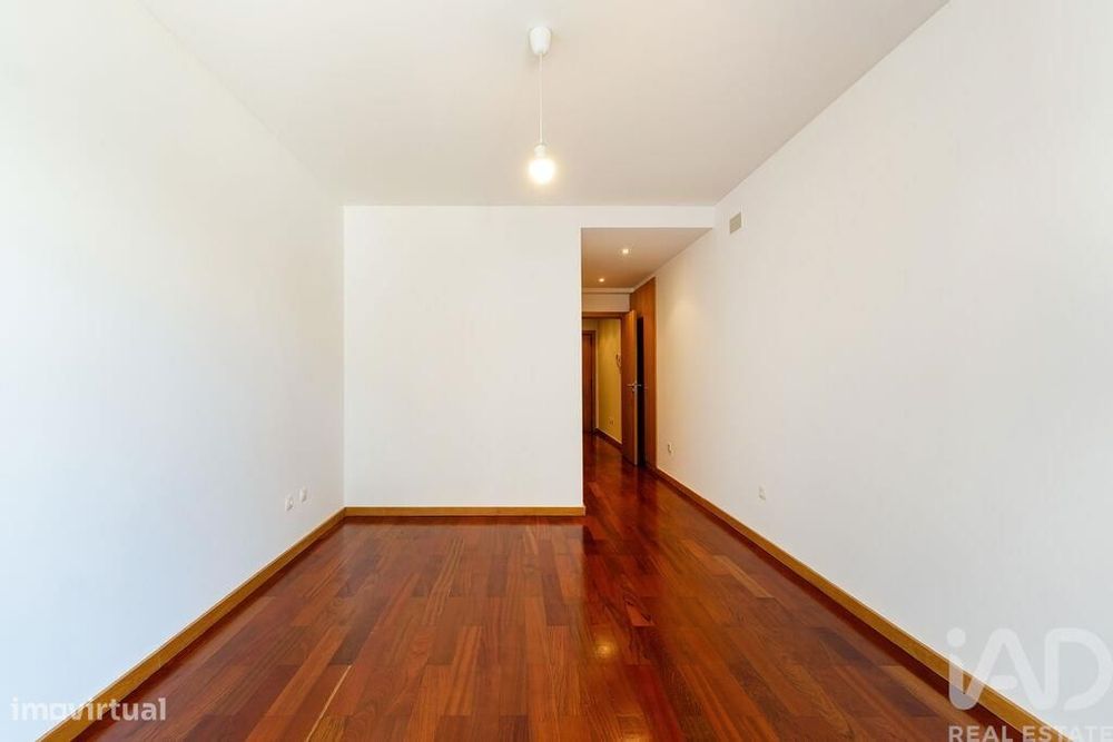 Duplex T1 em Campanhã de 82,1 m2