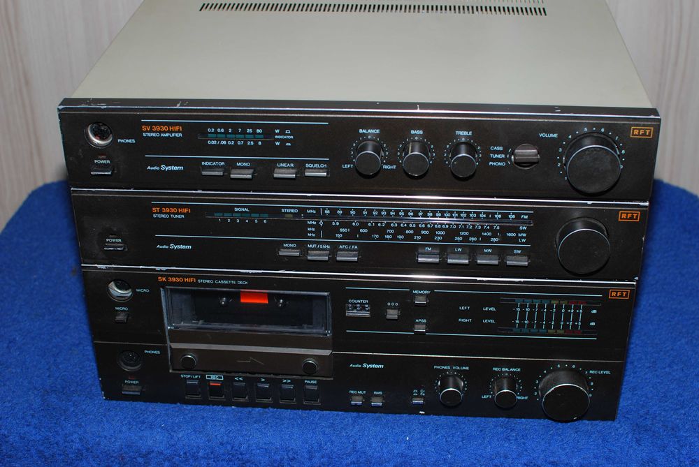 Wieża z NRD 3 segmenty SV 3930 lata 80-te sprawna super stan