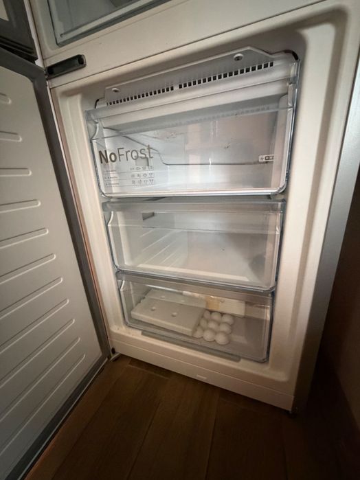 Холодильник BOSCH KGN39LB306/02 Glas