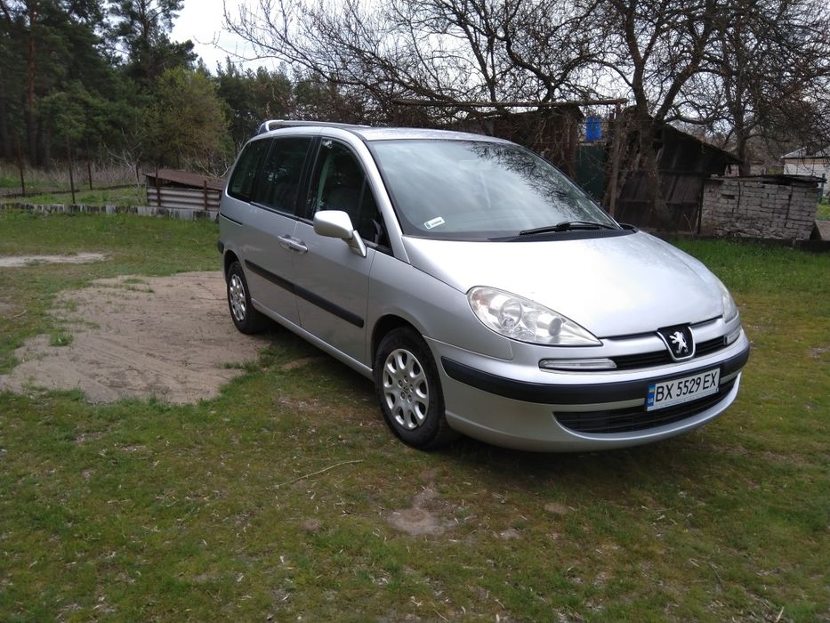 Продам автомобиль Пежо 807