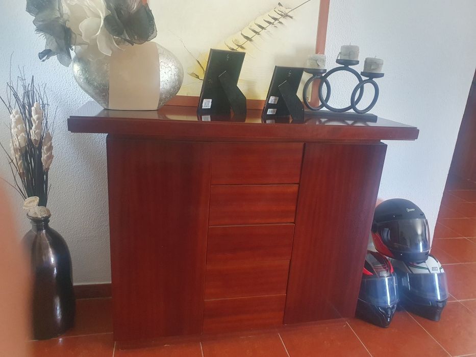 Aparador madeira maciça