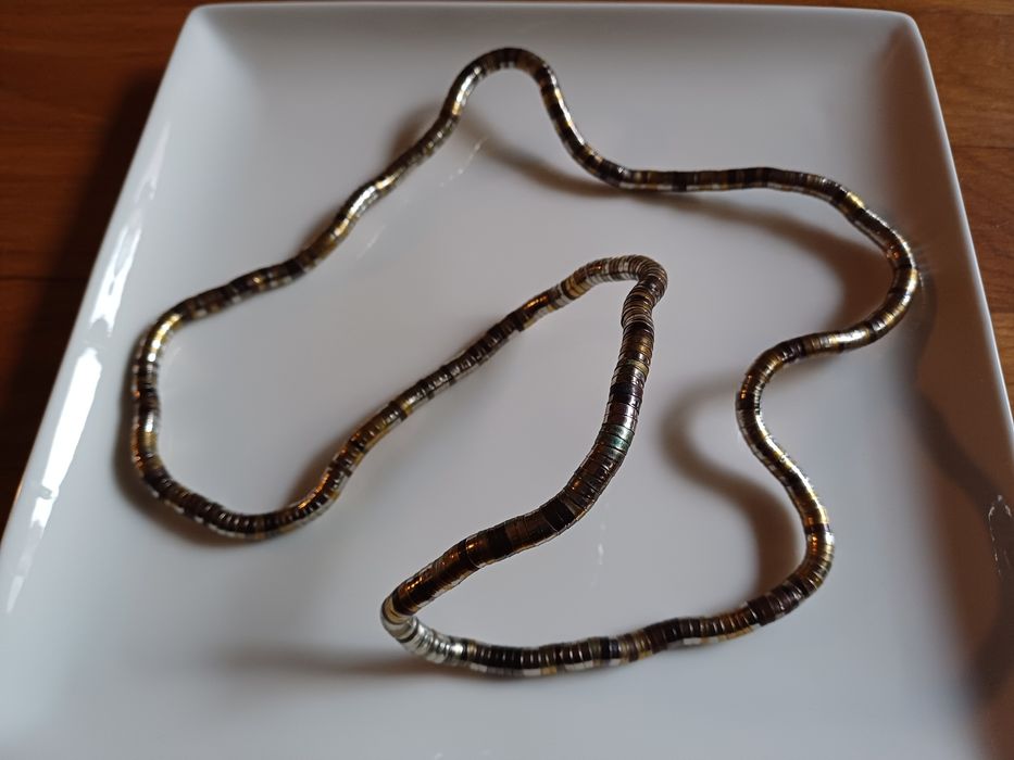 Colar cobra prateado e dourado, maleável - muito original