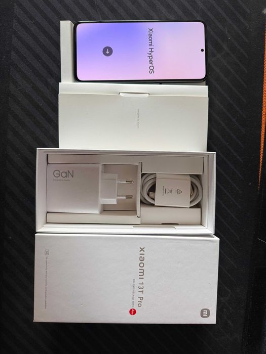 Xiaomi 13T Pro 512GB / 12GB RAM - Preto - [Novo/Como Novo]