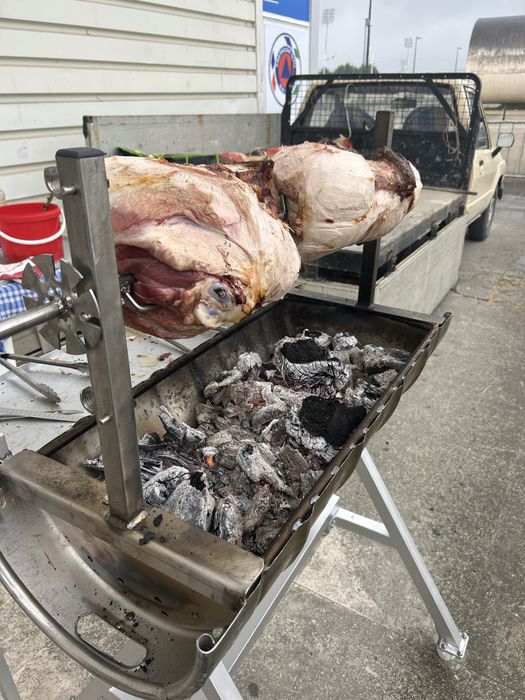 Pernil no espeto