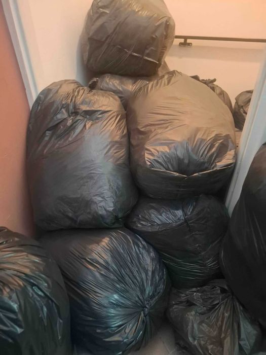 SPRZEDAM Odzież posklepową