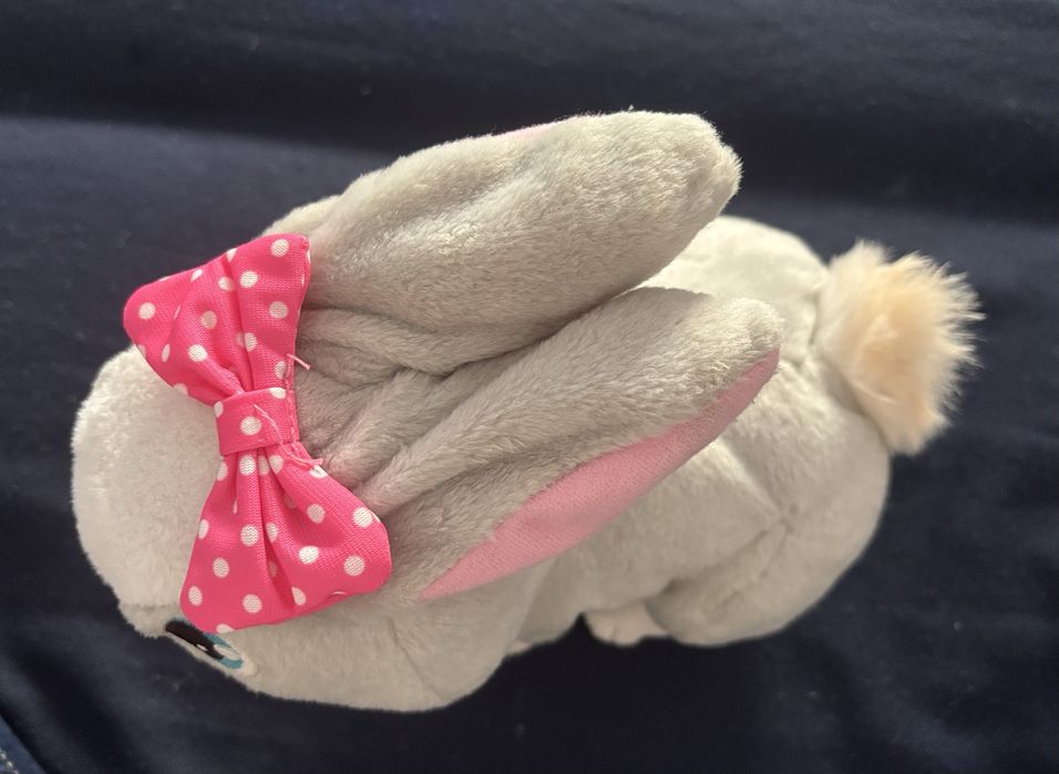 Peluche Coelha cinza e branco431548639175004162