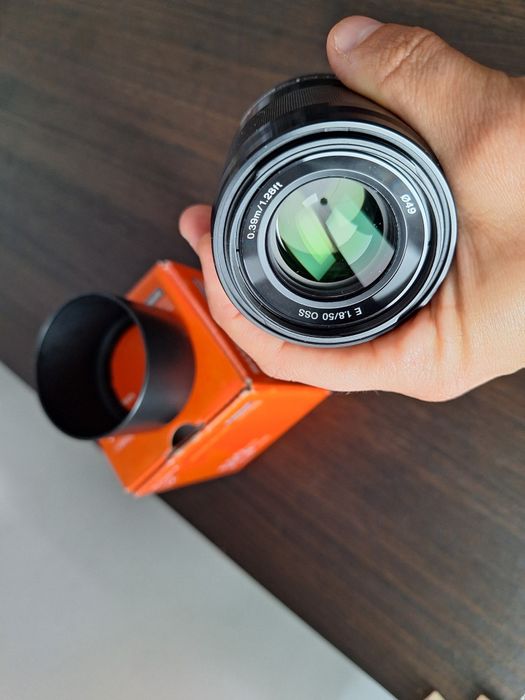 Sony E50 F1.8mm oss