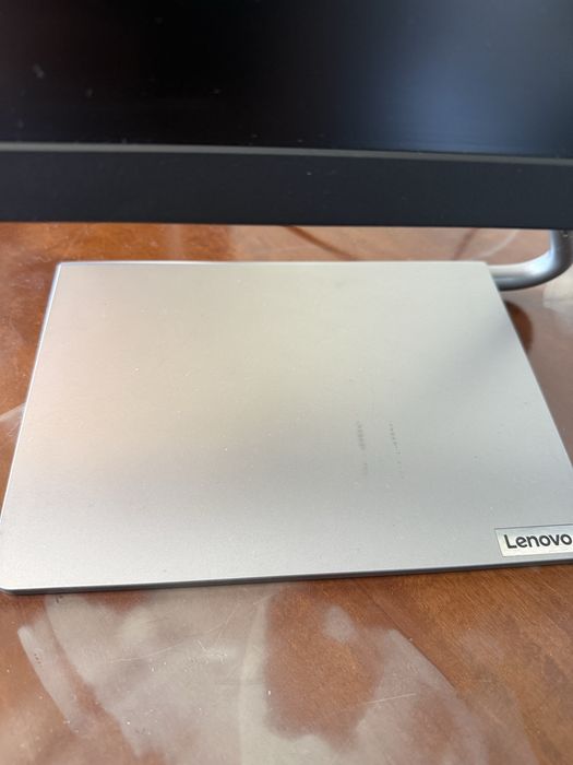 Monitor 2K 27” Lenovo
