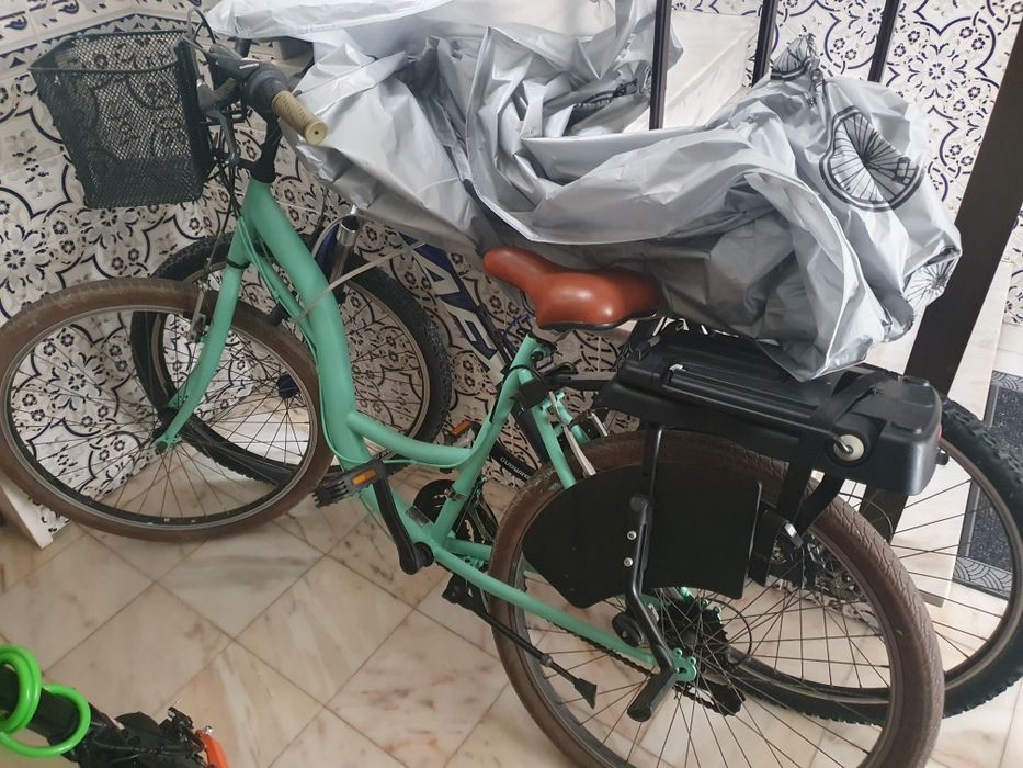 Bicicleta senhora com mudanças
