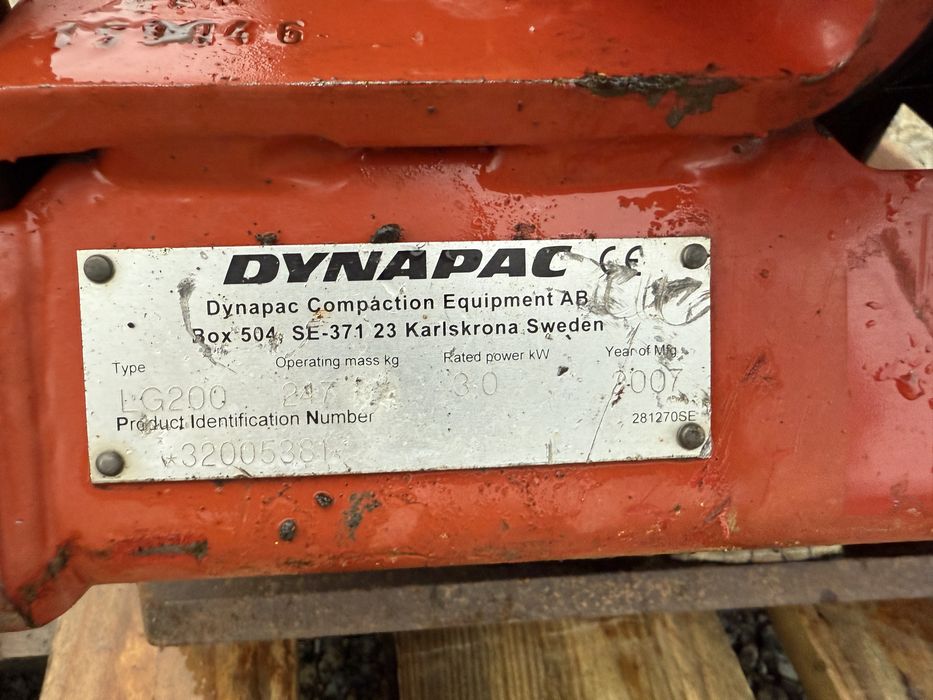 Zagęszczarka  Dynapac lg 200  wacker 250 kg el rozruch