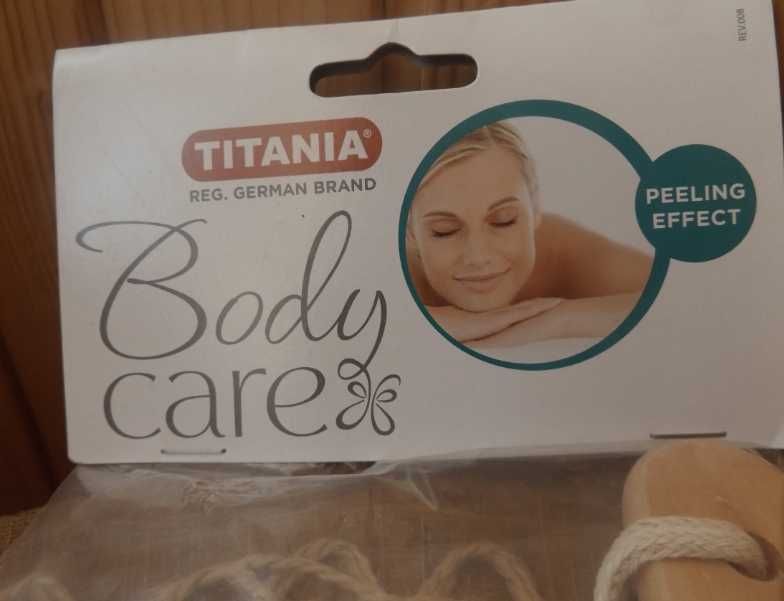 Бамбукова масажна щітка для тіла ВODY CARE із натуральною щетиною.