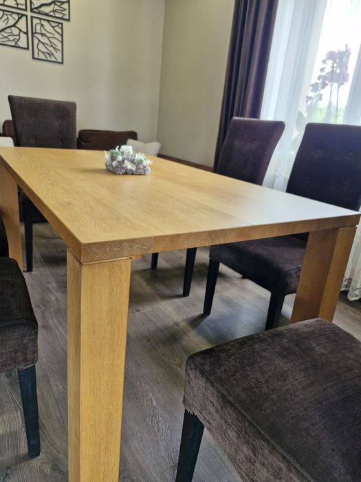 Стіл обідній дубовий