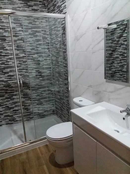 Arrenda-se Casa mobilada de novembro 25 a março 26