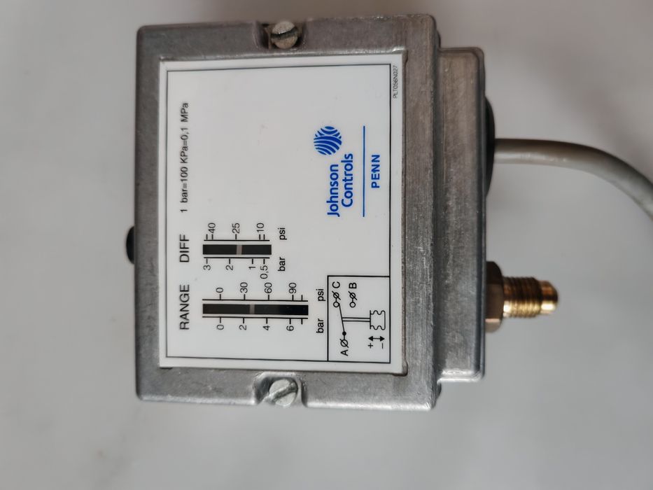 Реле тиску Johnson Controls