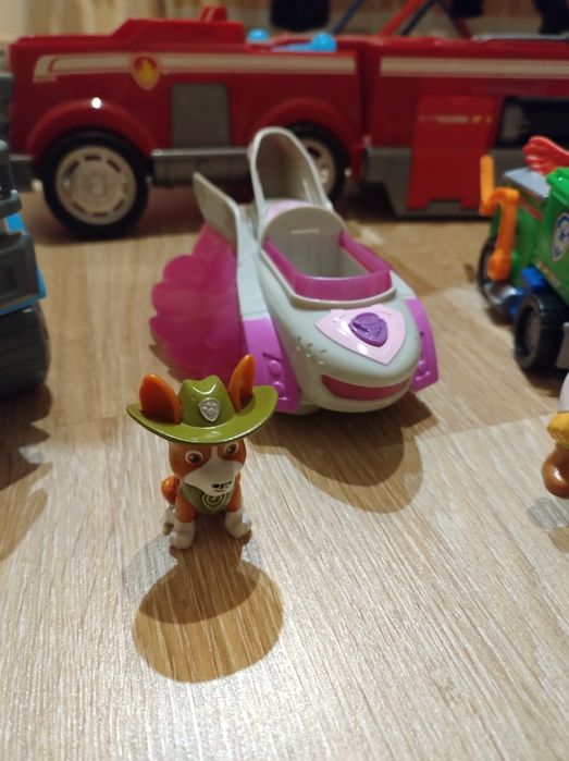 Psi patrol, bardzo duży zestaw pojazdów i figurek