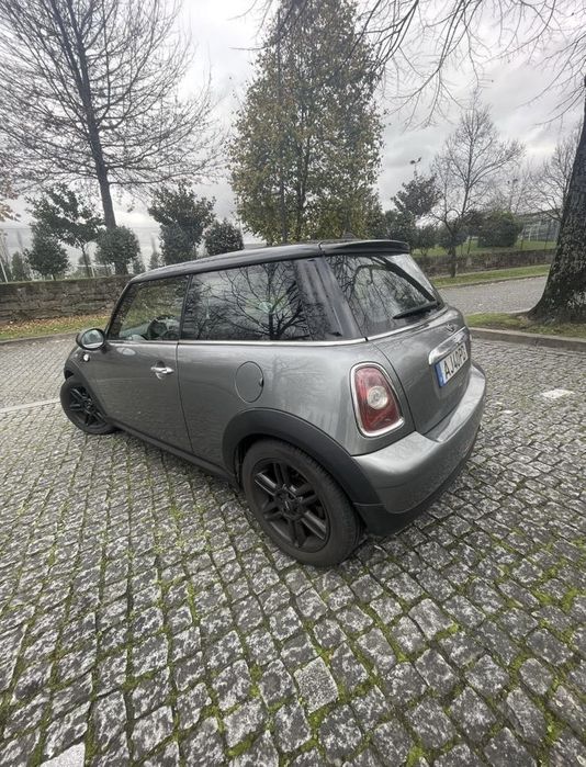 MINI Cooper D 1.6 Diesel 110cv – 2009 – 234.000 km