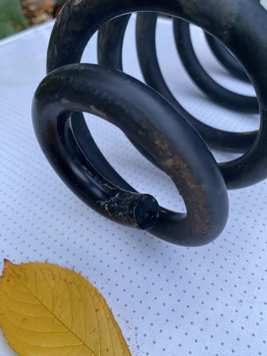 Пружина задня Audi A4 B7/6