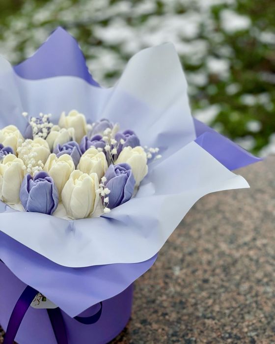 Шоколадні букети шоколадні тюльпани квіти з шоколаду шоколадные букеты