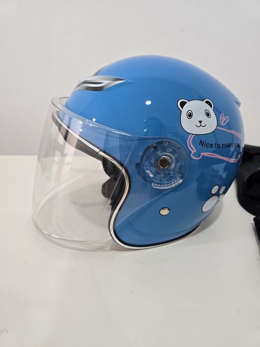 Capacete e luvas criança