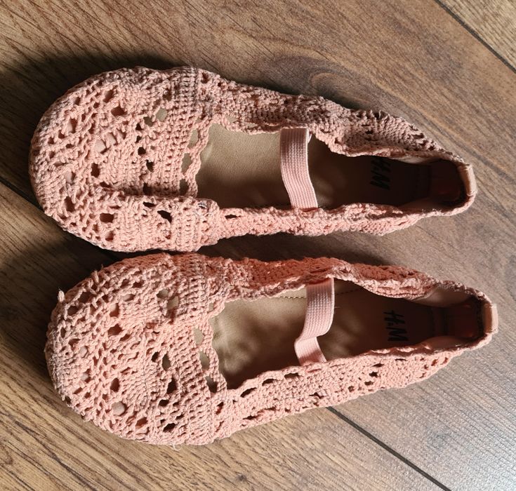 H&M ażurowe baleriny różowe w stylu Boho 28