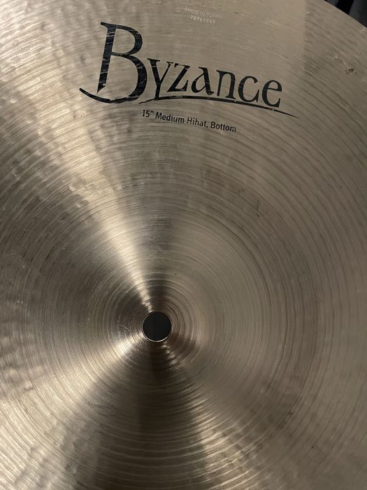 Pratos Meinl 15” Medium Traditional HiHat