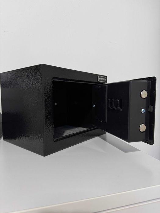 Sejf Domowy Ścienny Kasa Pancerna Stalowy Szyfr Zamek Elektroniczny