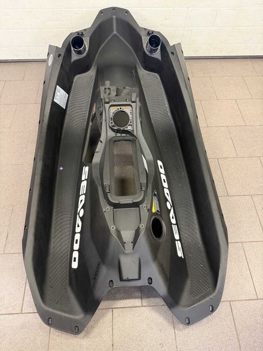 Seadoo sea doo Spark kadłub górny !! NOWY !! Nowy model 2025