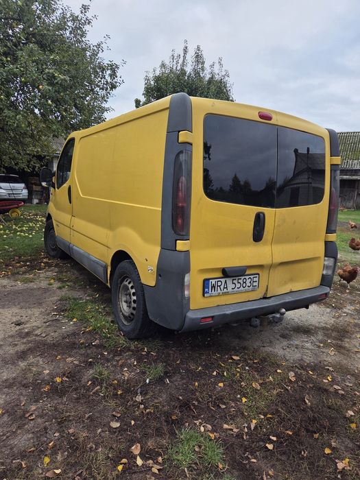 Renault trafic bus