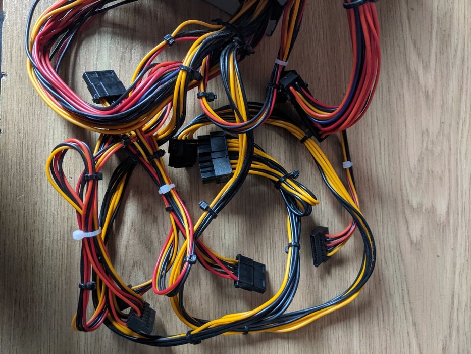 Блок живлення ATX Chieftec Value 700w