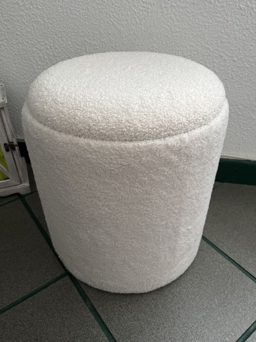 Pouf novo com tabuleiro