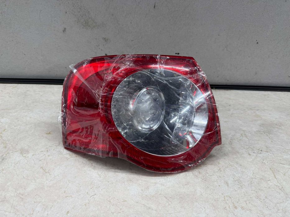PASSAT B6 LAMPA LEWY TYŁ 3C9--945--095N led
