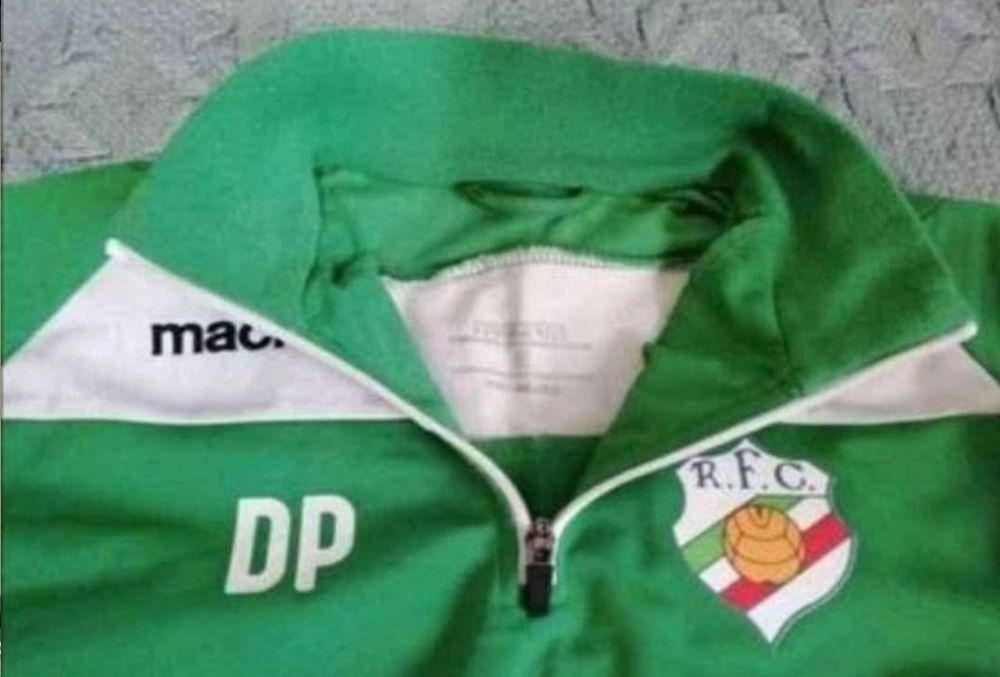 Fatos de treino da Macron e Zeus