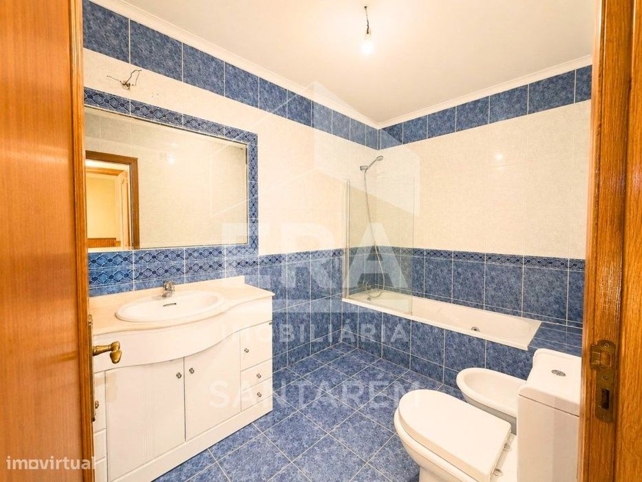 Apartamento T3 com varanda