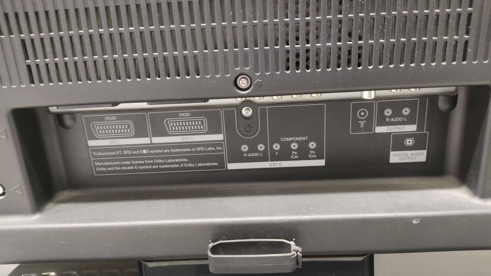 Телевизор Шарп-46 д.