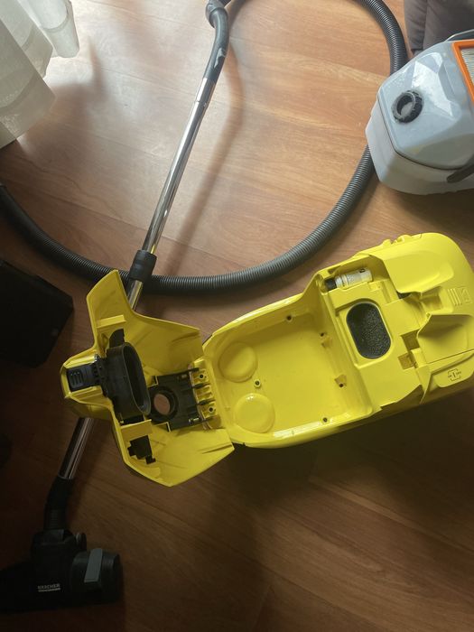 Odkurzacz wodny Kärcher DS 6 (650W)