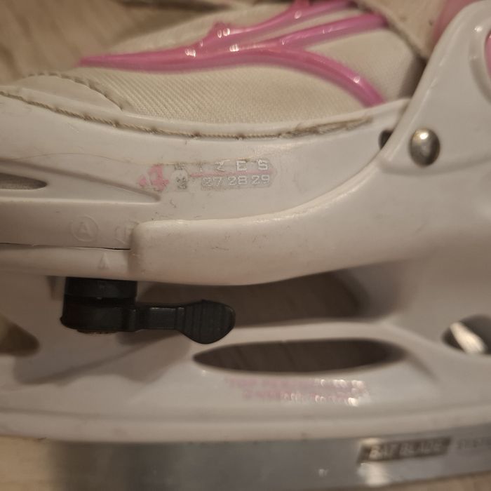 Łyżwy dziecięce regulowane