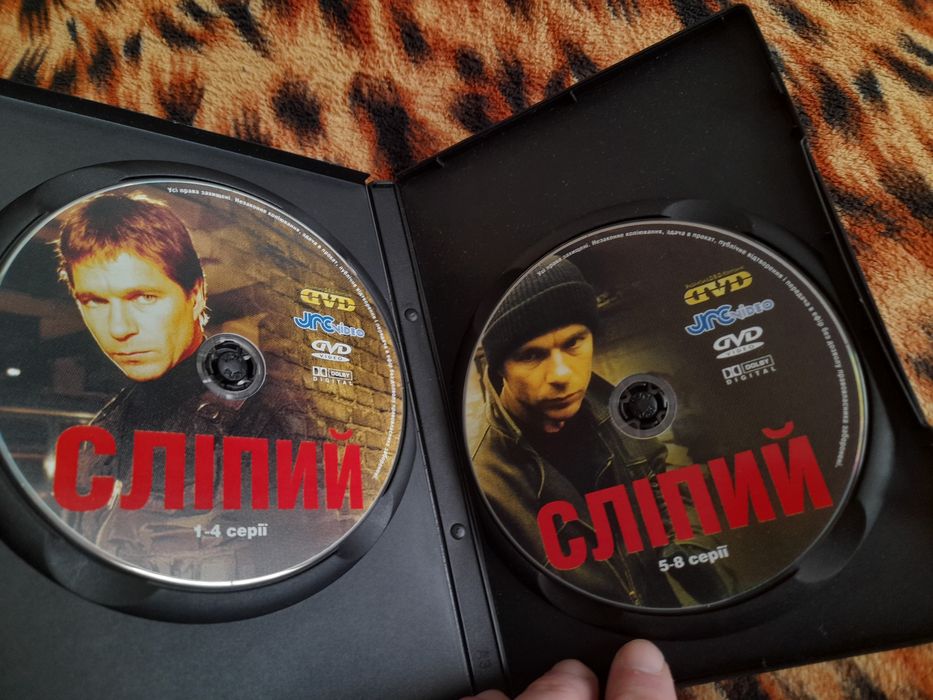 DVD диски "СЛЕПОЙ" 1,2 сезоны, на 4-х дисках