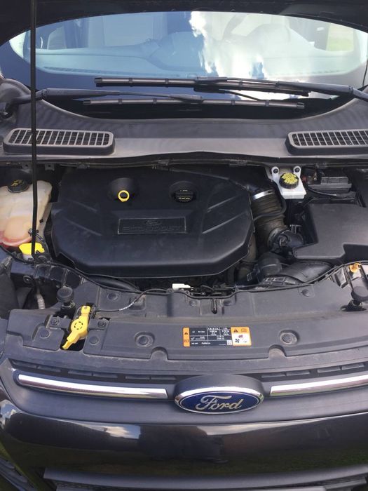 Ford Escape 2015p.