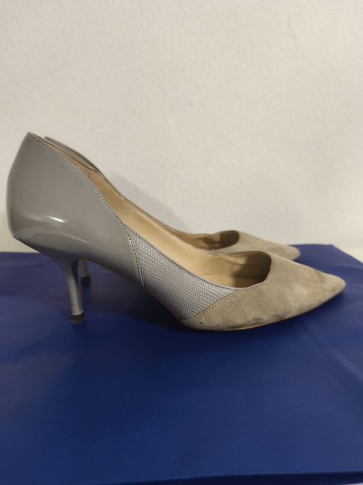 Sapato salto em tom cinza da Zara 40