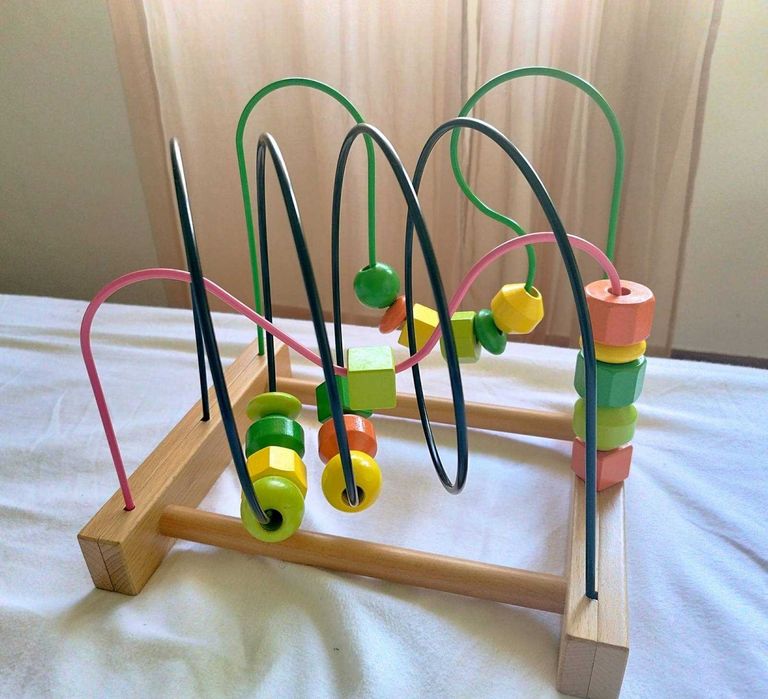 Brinquedos dedacticos para bebe e crianca 5eur cada