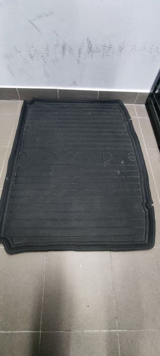 Mata do bagaznika citroen c4 l  hatchback