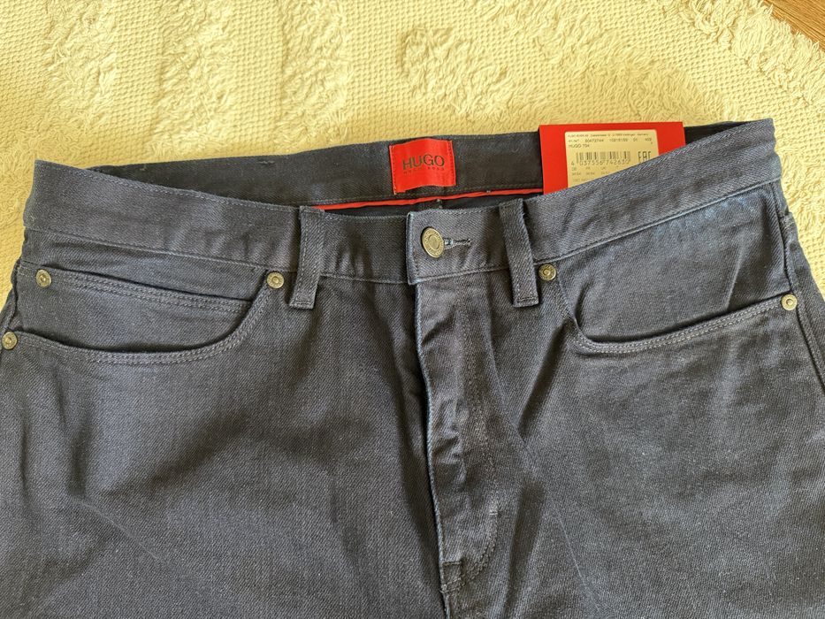 Чоловічі джинси HUGO  фасону Slim Fit