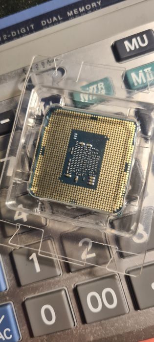 250грн-1шт; 400грн-2шт. Socket 1151  Intel Pentium G4500 3.5 Ghz
