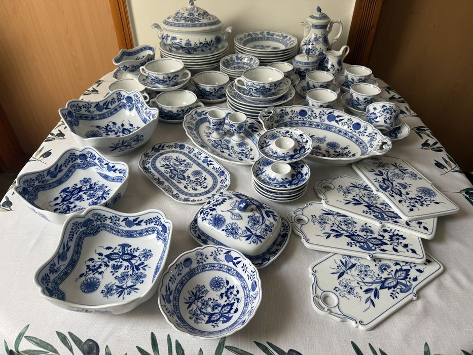 Serwis obiadowy kawowy  Zwiebelmuster wzór cebulowy.ZAREZERWOWANY!