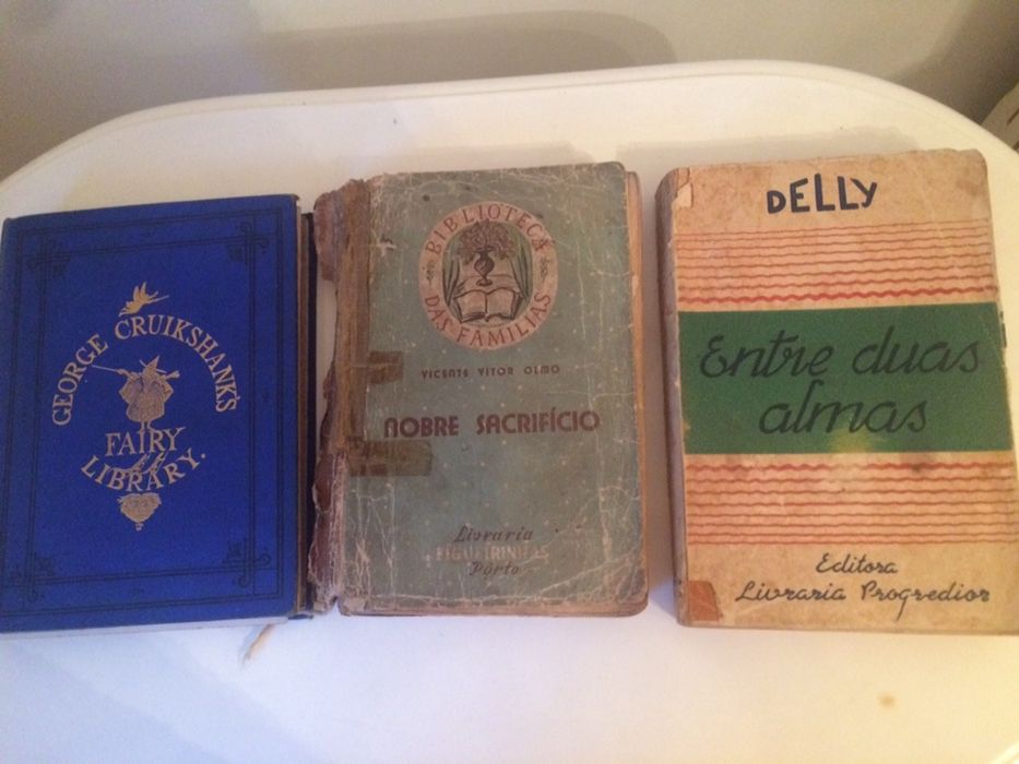 A Sombra dos dias e outros livros Antigos. Foto 3 para restauro