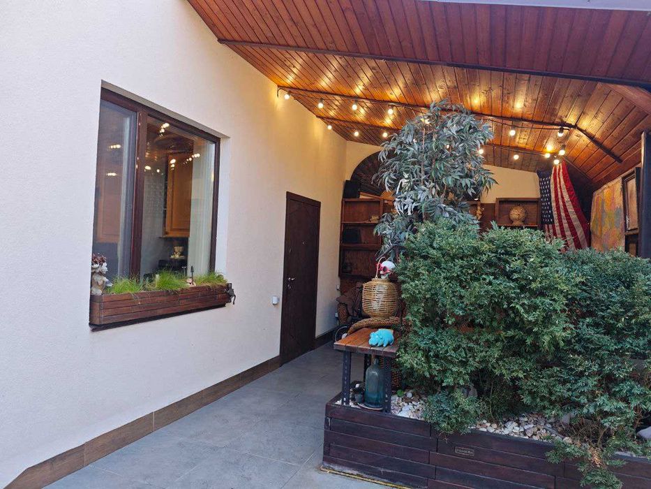 продаж танхаусу 100 м2  Осокорки